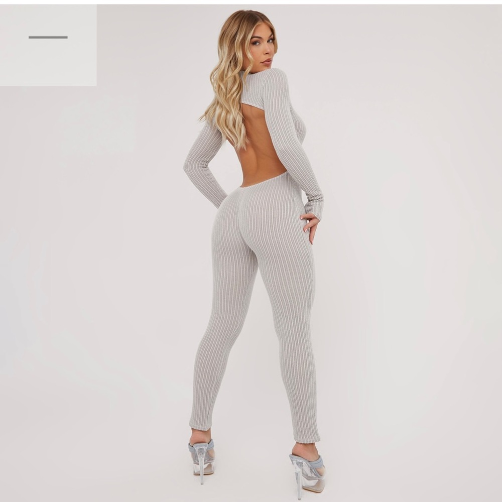 LONG SLEEVE OPEN BACK DETAIL JUMPSUIT